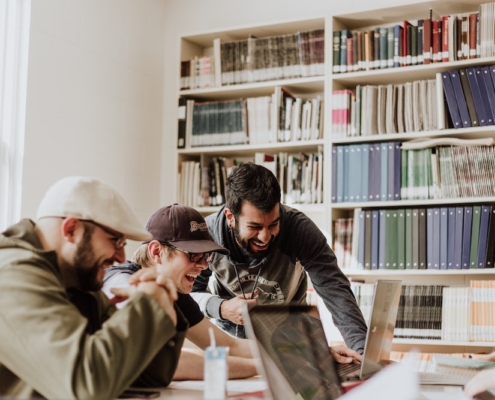 startup team working on growth marketing tactics
