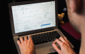 Using black crow to build predictive audiences on a computer.